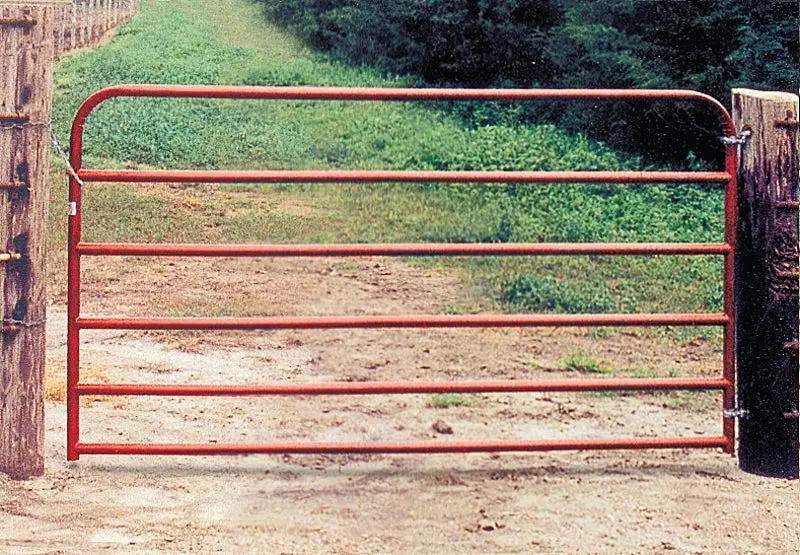 Behlen Country 40130161 Heavy-Duty Utility Gate – 192" Wide X 50" High, 20-Gauge Red Steel Frame 1