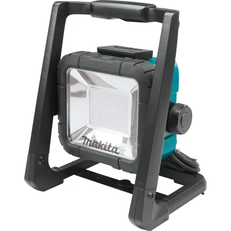 Makita Dml805 18V Led Flood Light – 20-Lamp Array, 750 Lumens, Lightweight Plastic Housing 1